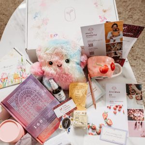 First Moon Kit - Deluxe Edition